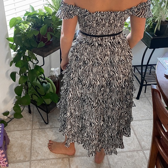 Zebra print flowy dress with belt small - Picture 5 of 5